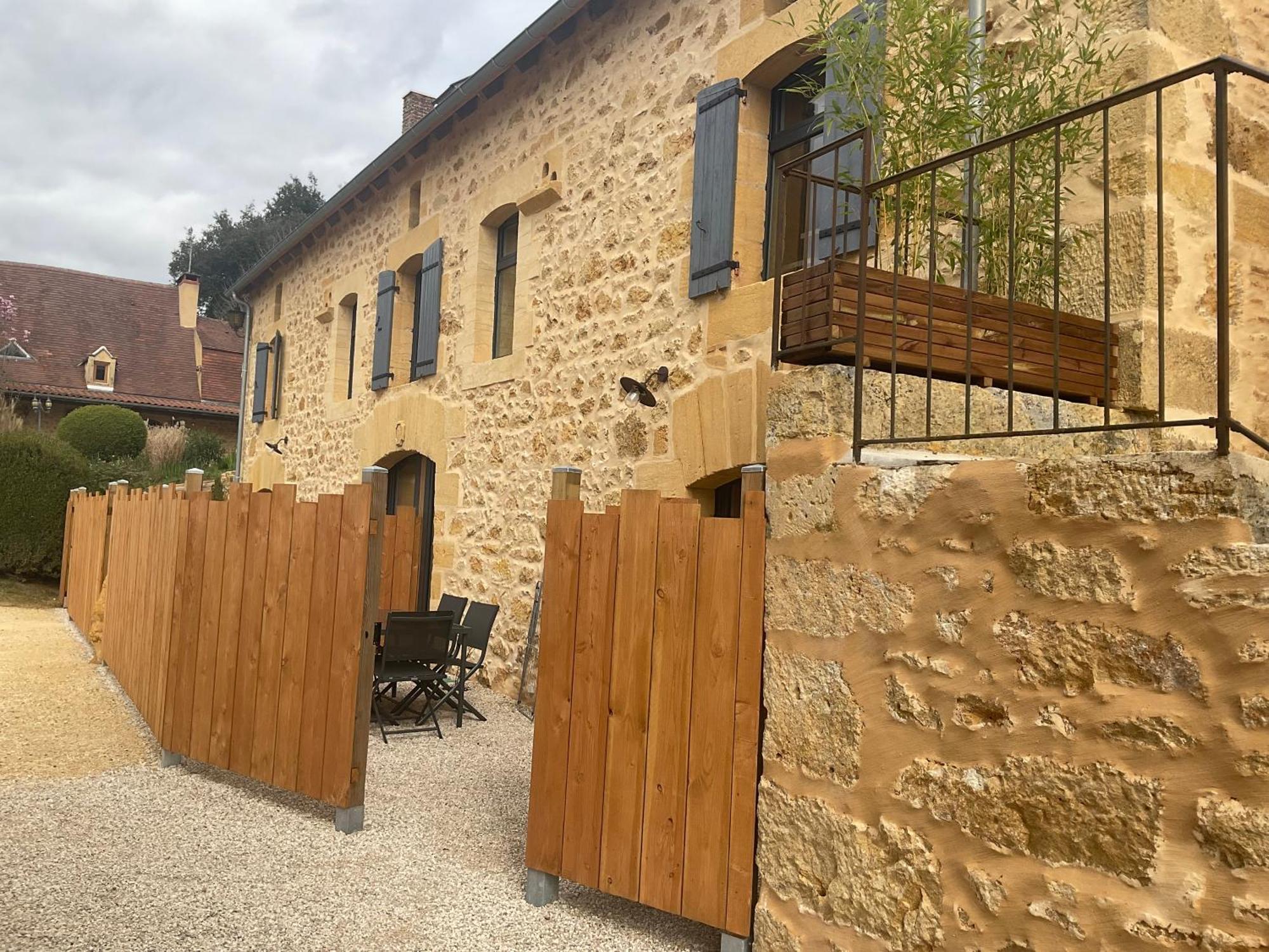 Domaine De La Source Villa Castels Exterior photo